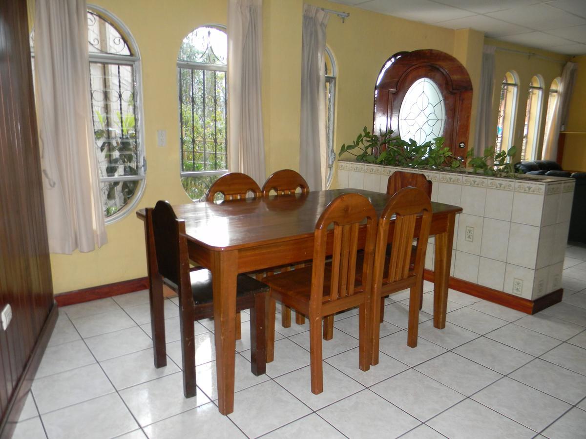 Casa Xelaju Apartments 케트살테낭고 외부 사진